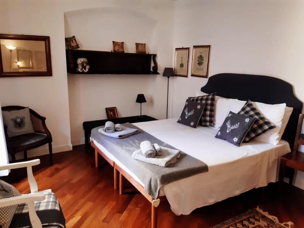 B&B S. Trinita 18 Suites & Rooms 特伦托 外观 照片