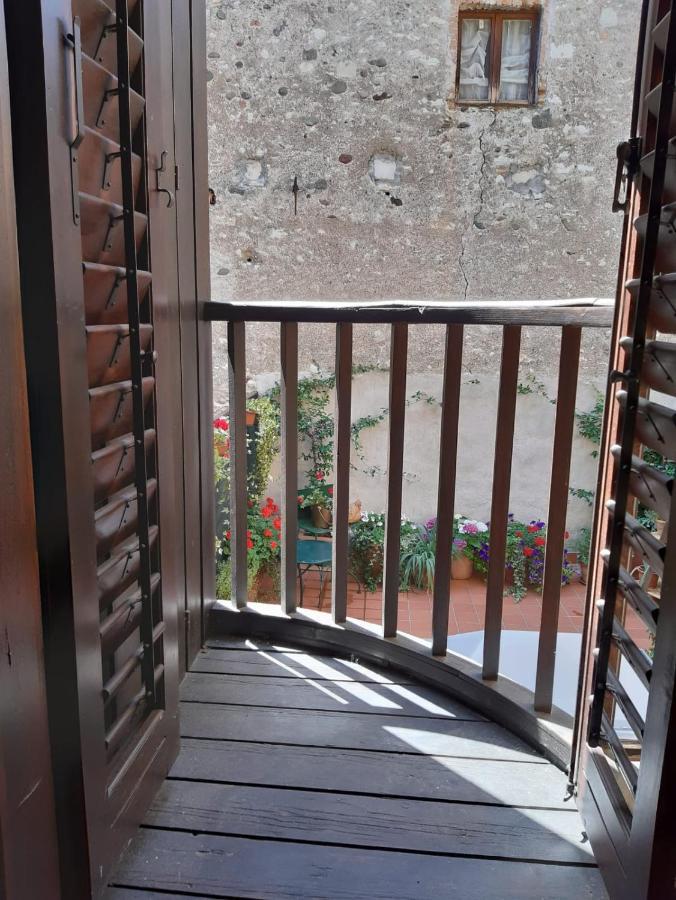 B&B S. Trinita 18 Suites & Rooms 特伦托 客房 照片