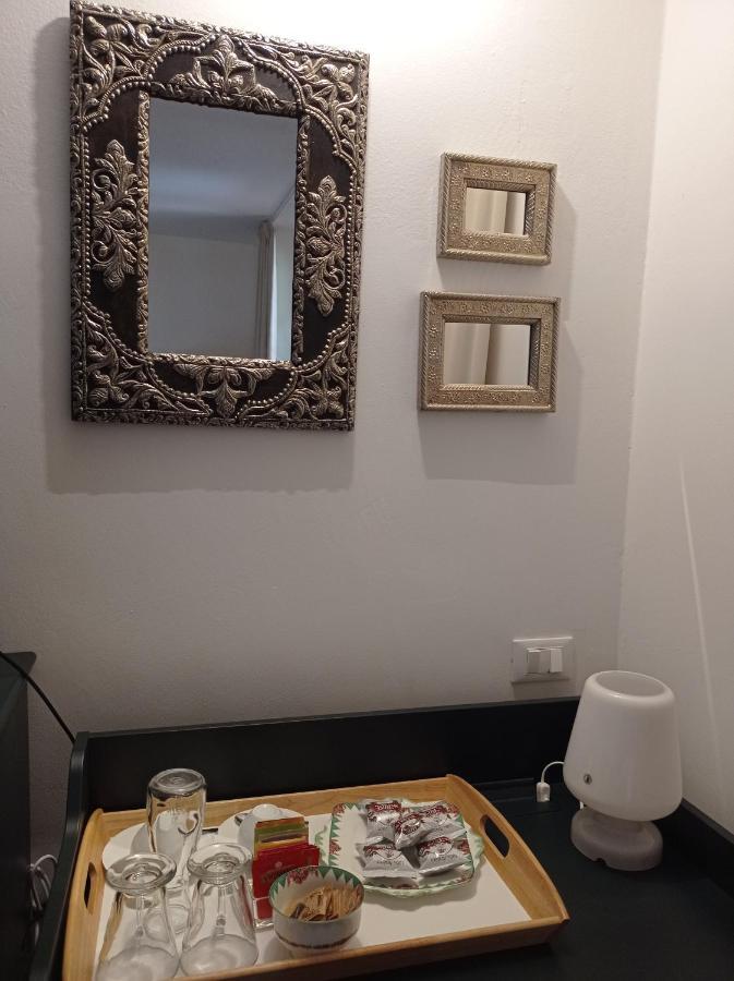 B&B S. Trinita 18 Suites & Rooms 特伦托 外观 照片